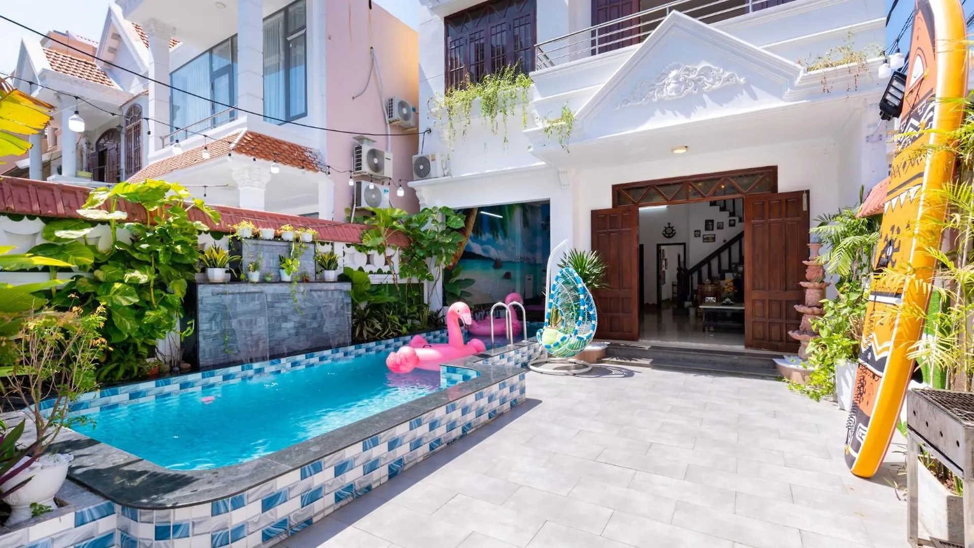 Biet Thu Ho Boi Khu A Chau Trung Tam Vt Villa Vung Tau