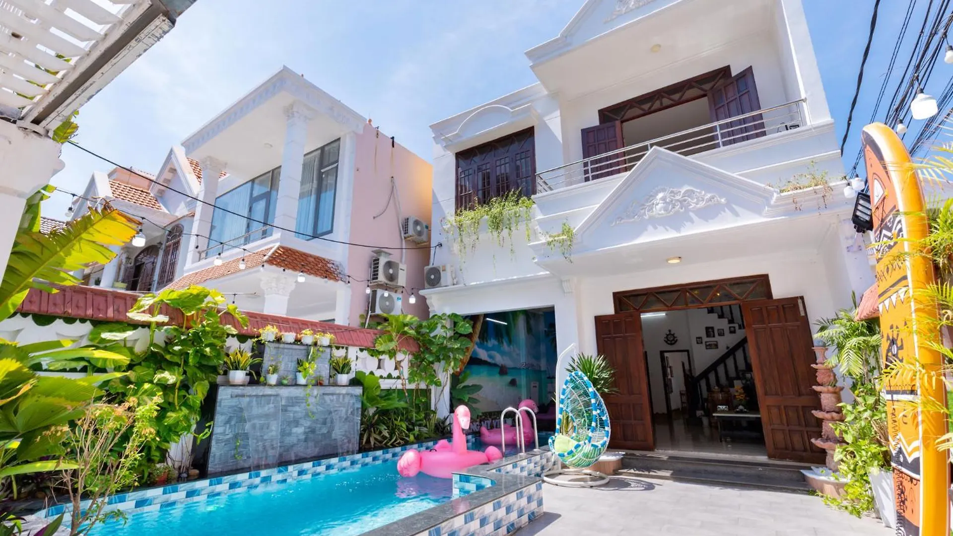 Biet Thu Ho Boi Khu A Chau Trung Tam Vt Villa Vung Tau Vietnam