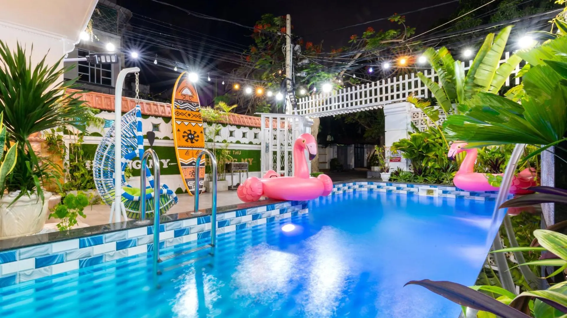Biet Thu Ho Boi Khu A Chau Trung Tam Vt Villa Vung Tau